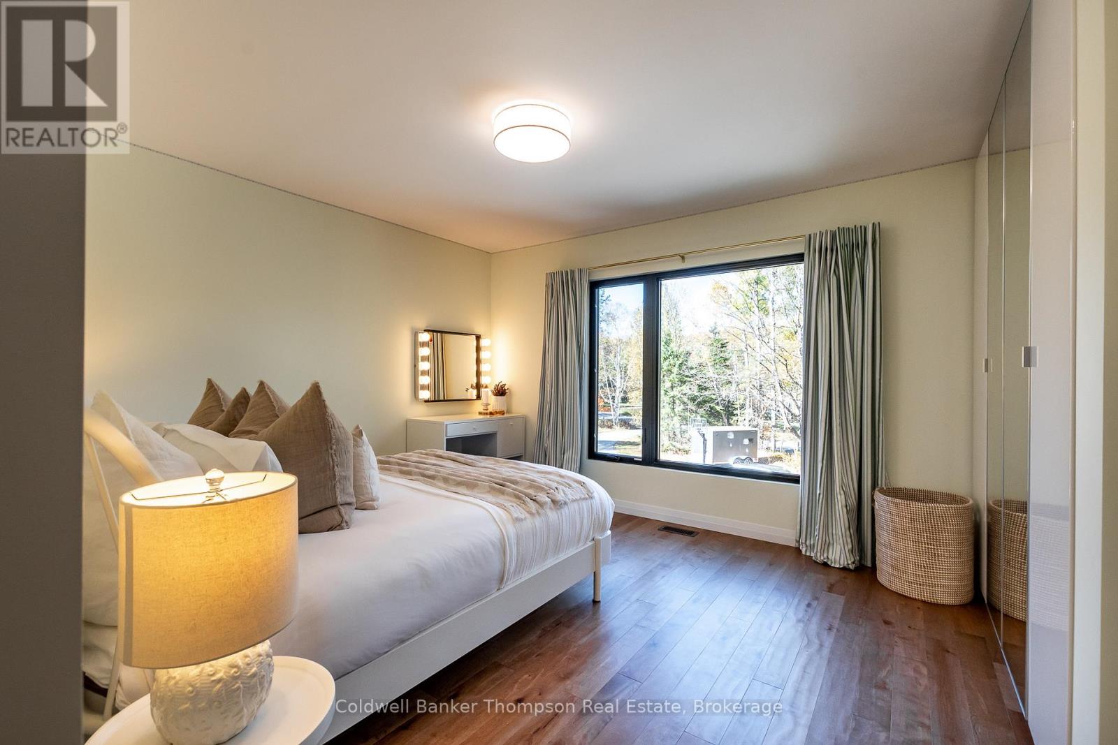 649 Skyhills Road, Huntsville, Ontario P1H 2N5 - Photo 18 - X12469637