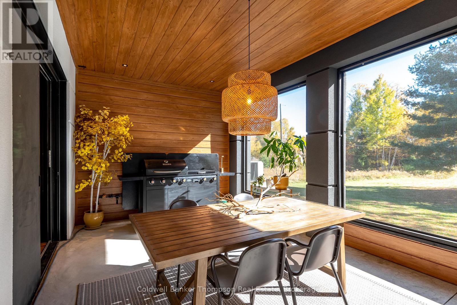 649 Skyhills Road, Huntsville, Ontario P1H 2N5 - Photo 12 - X12469637