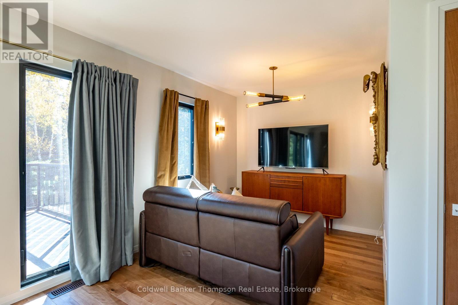 649 Skyhills Road, Huntsville, Ontario P1H 2N5 - Photo 20 - X12469637