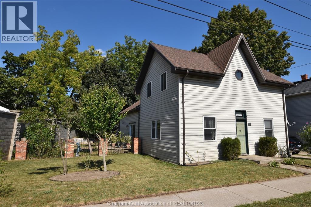 23 Chatham Street South, Blenheim, Ontario  N0P 1A0 - Photo 3 - 25023987