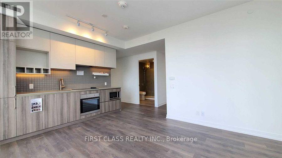 4302 - 5 Buttermill Avenue, Vaughan, Ontario  L4K 0J5 - Photo 2 - N12482609