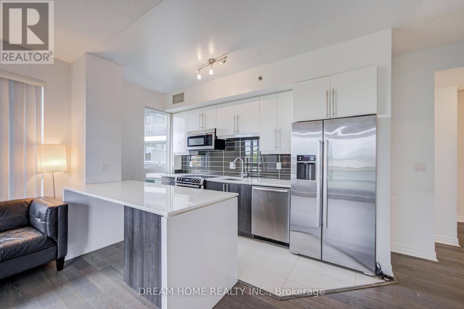 721 - 2756 Old Leslie Street, Toronto (Bayview Village), Ontario  M2K 0E2 - Photo 14 - C12482622