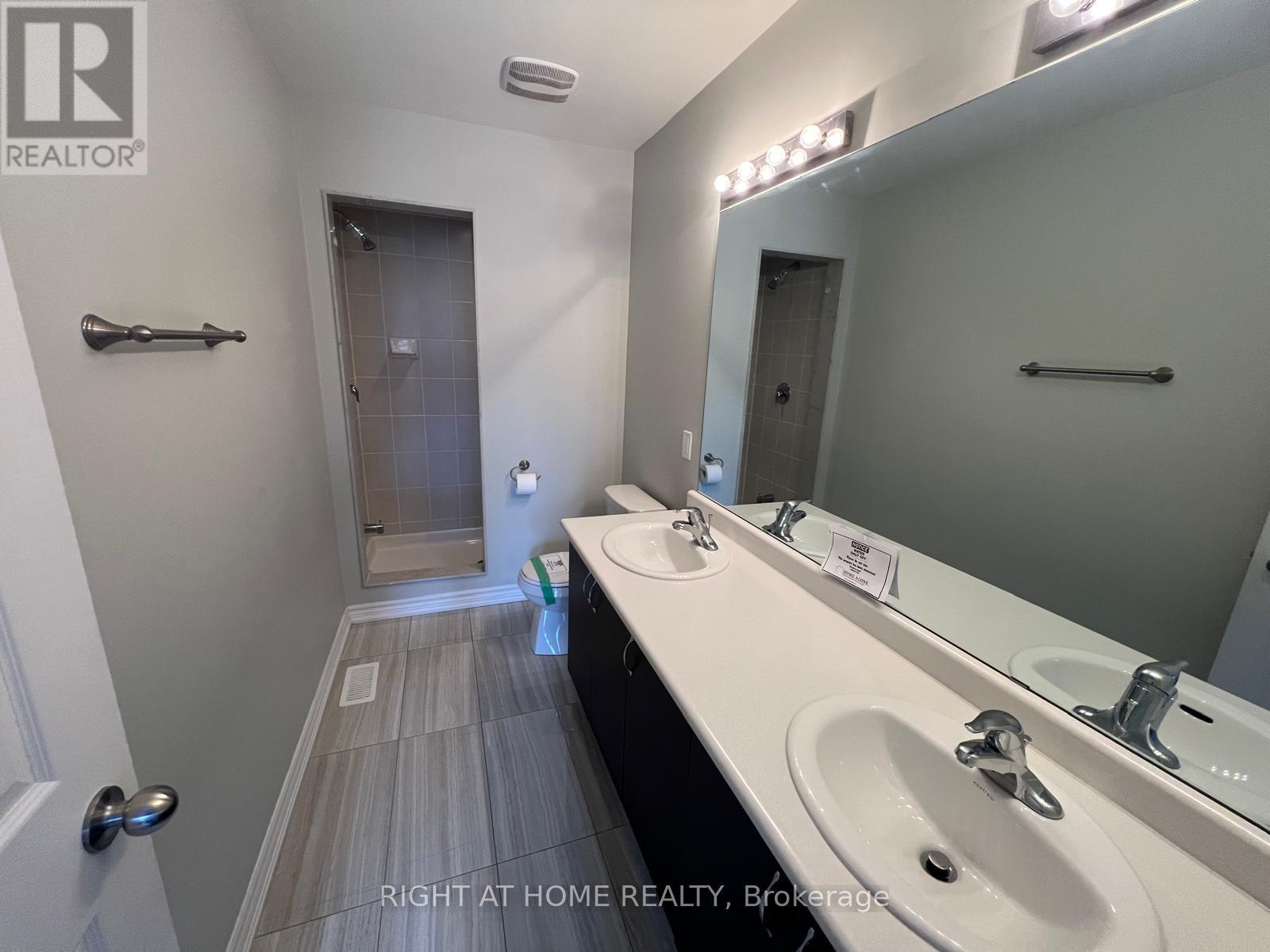 26 Sunset Terrace, Vaughan (Vellore Village), Ontario  L6H 4S3 - Photo 21 - N12482612