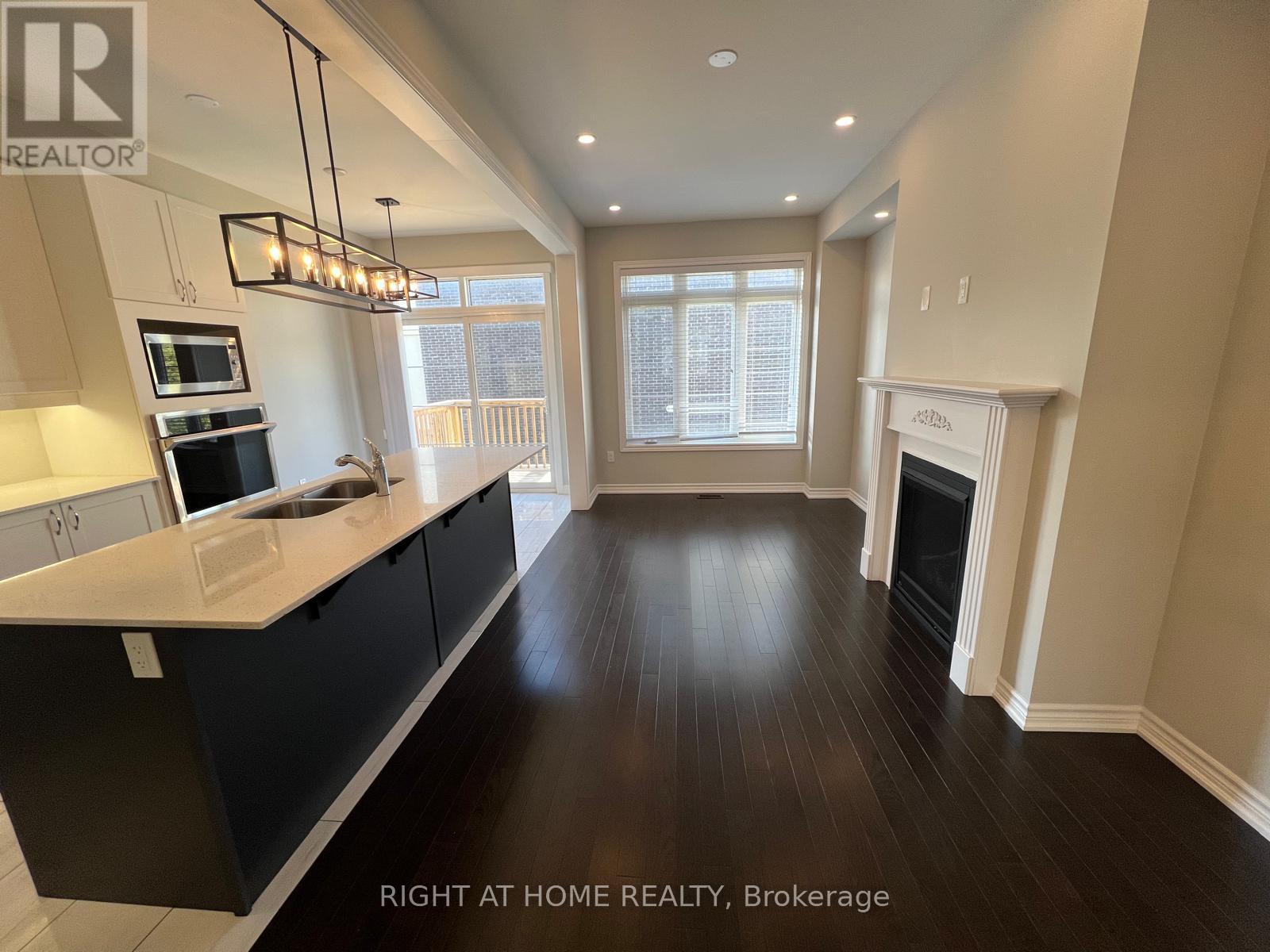 26 Sunset Terrace, Vaughan (Vellore Village), Ontario  L6H 4S3 - Photo 7 - N12482612