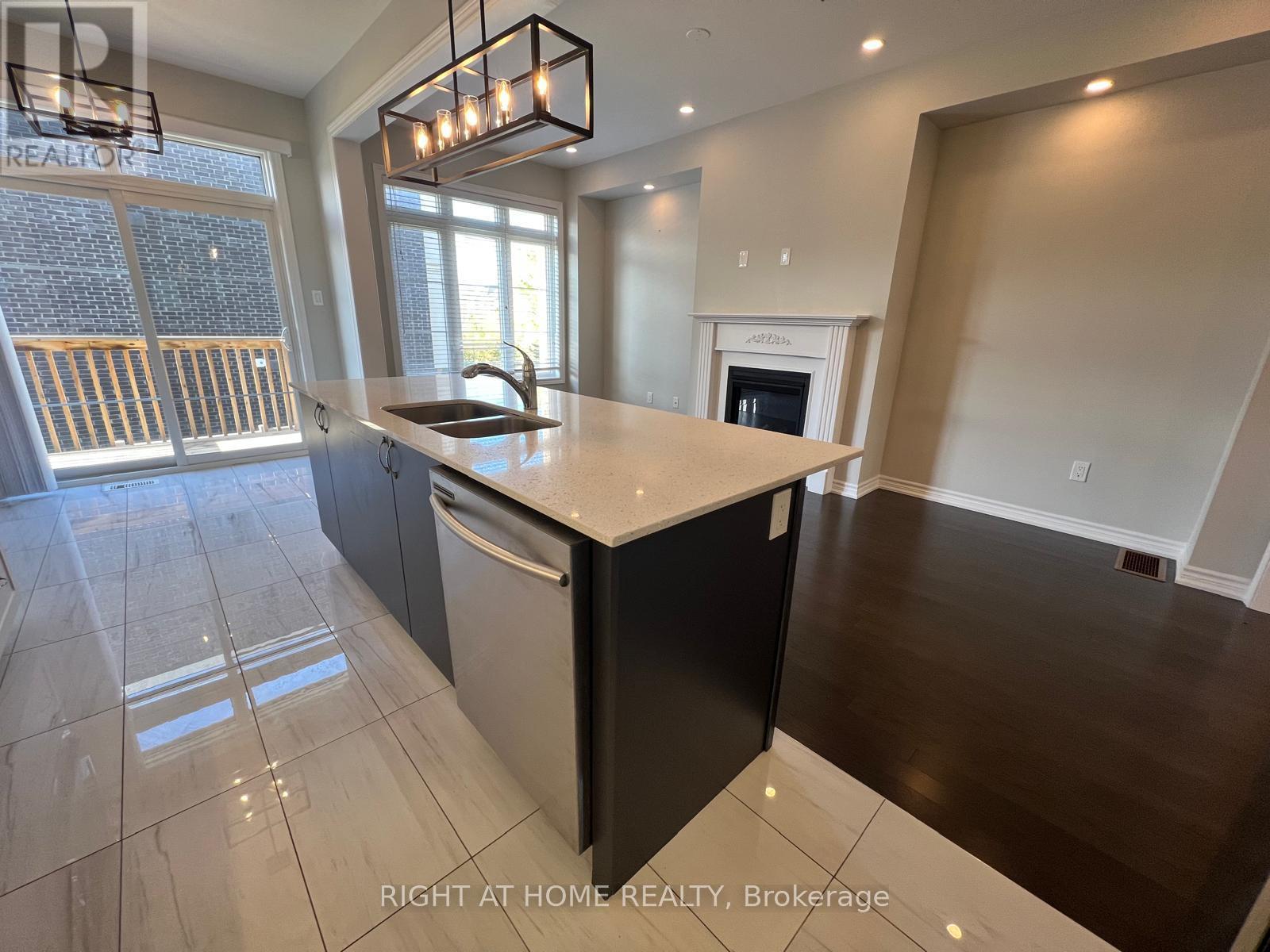 26 Sunset Terrace, Vaughan (Vellore Village), Ontario  L6H 4S3 - Photo 8 - N12482612