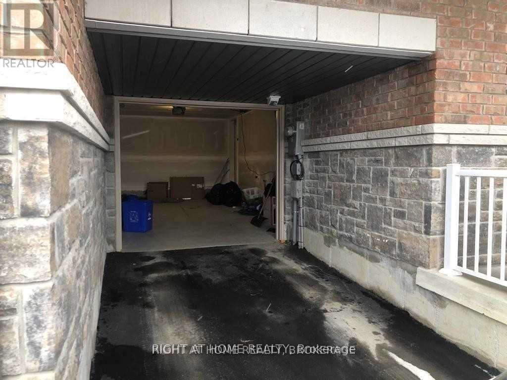 71 Ness Drive, Richmond Hill, Ontario  L4K 0K5 - Photo 16 - N12482614