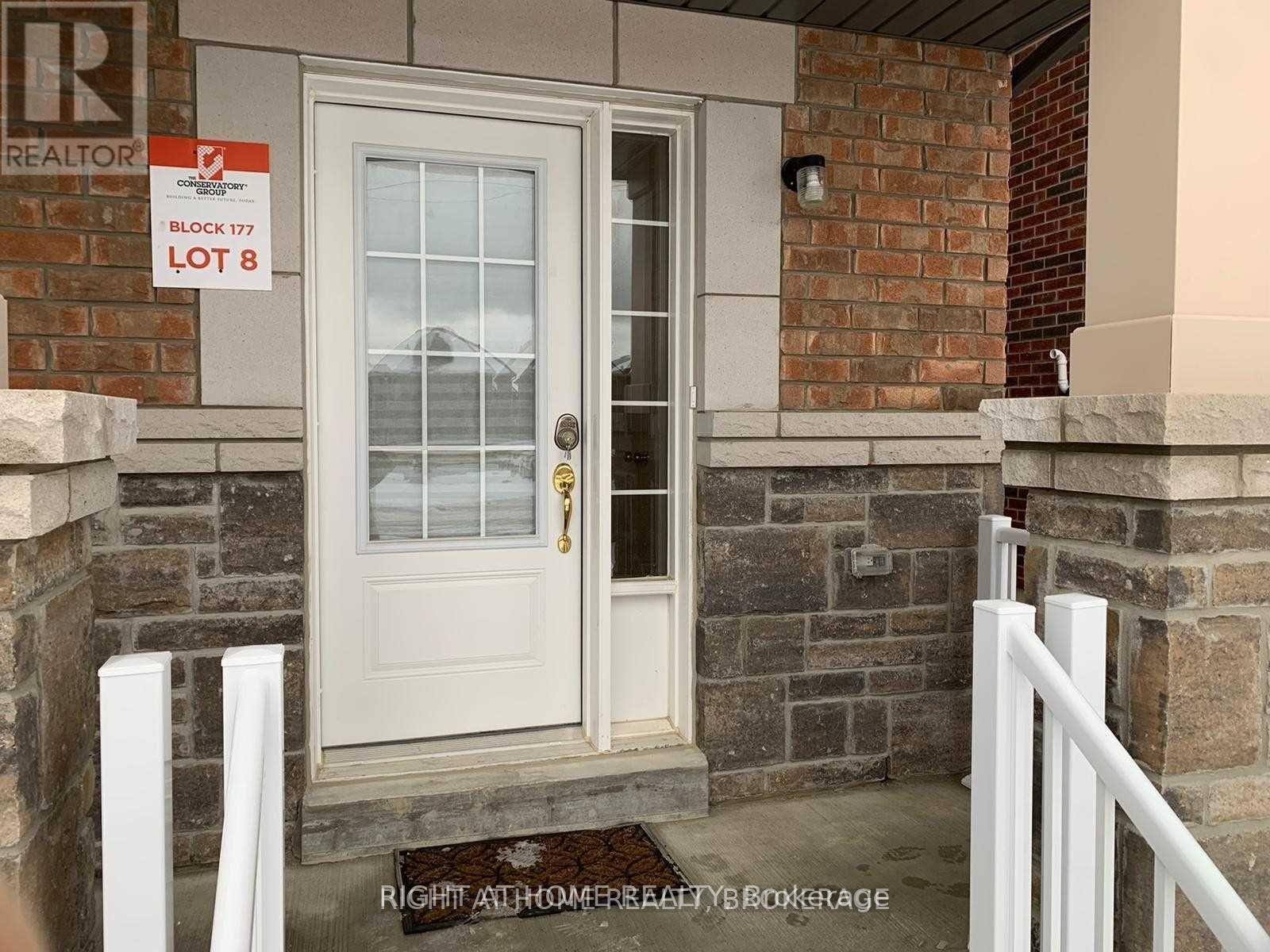 71 Ness Drive, Richmond Hill, Ontario  L4K 0K5 - Photo 2 - N12482614