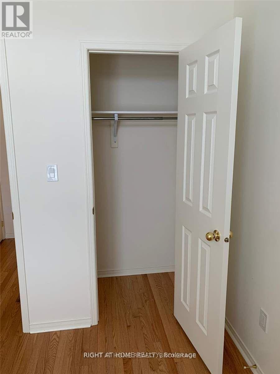 71 Ness Drive, Richmond Hill, Ontario  L4K 0K5 - Photo 9 - N12482614