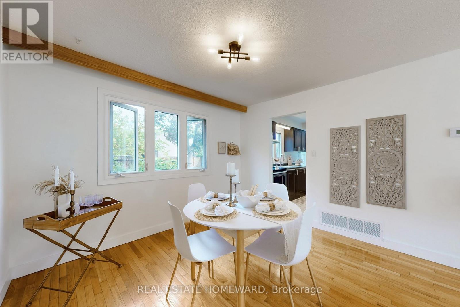 255 Kristin Grove, Mississauga (Mississauga Valleys), Ontario  L5A 3E7 - Photo 10 - W12482616
