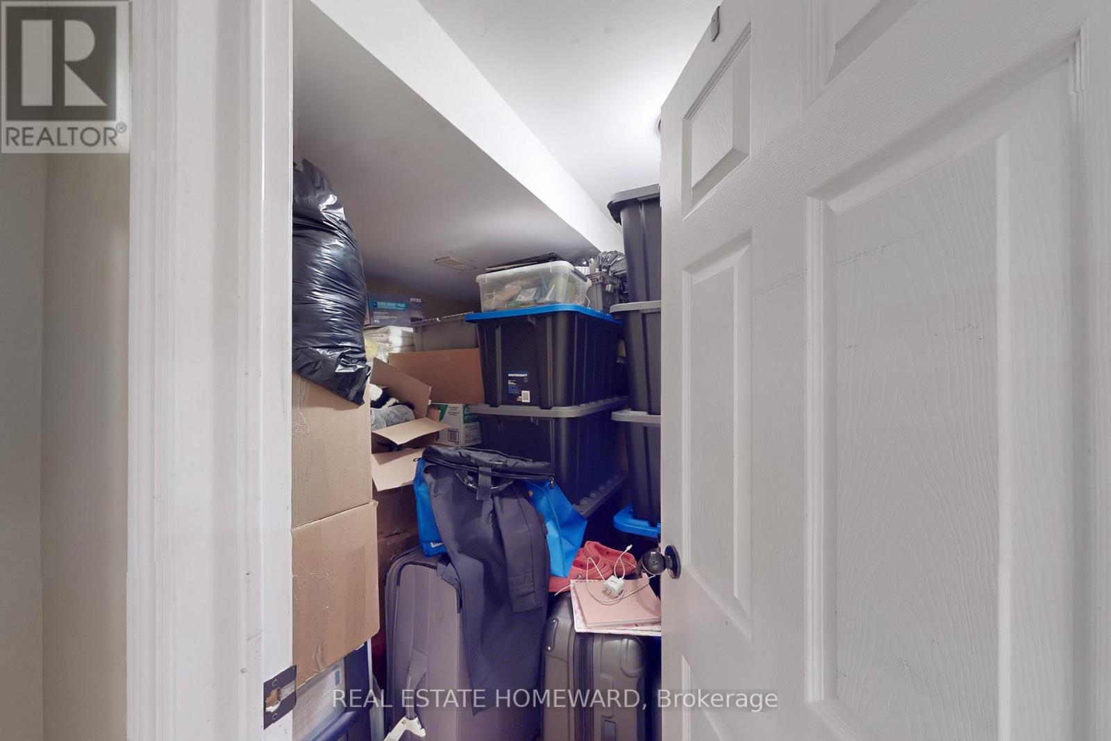 255 Kristin Grove, Mississauga (Mississauga Valleys), Ontario  L5A 3E7 - Photo 40 - W12482616