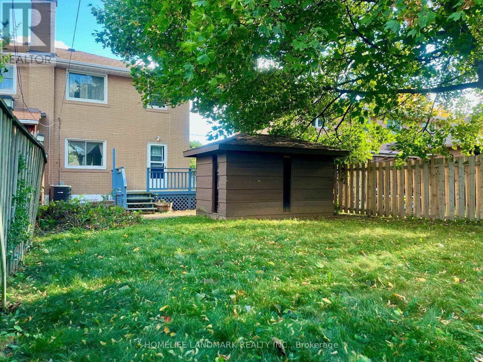 2319 Barclay Road, Burlington (Brant), Ontario  L7R 2B7 - Photo 4 - W12482619