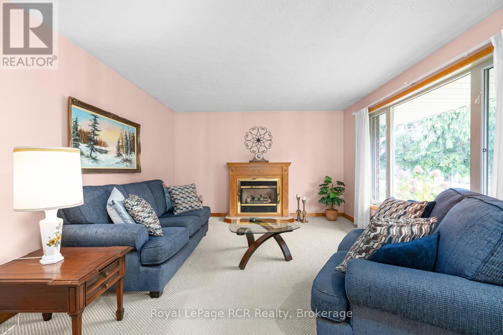 347 Augusta Street, West Grey, Ontario  N0G 1C0 - Photo 12 - X12482632