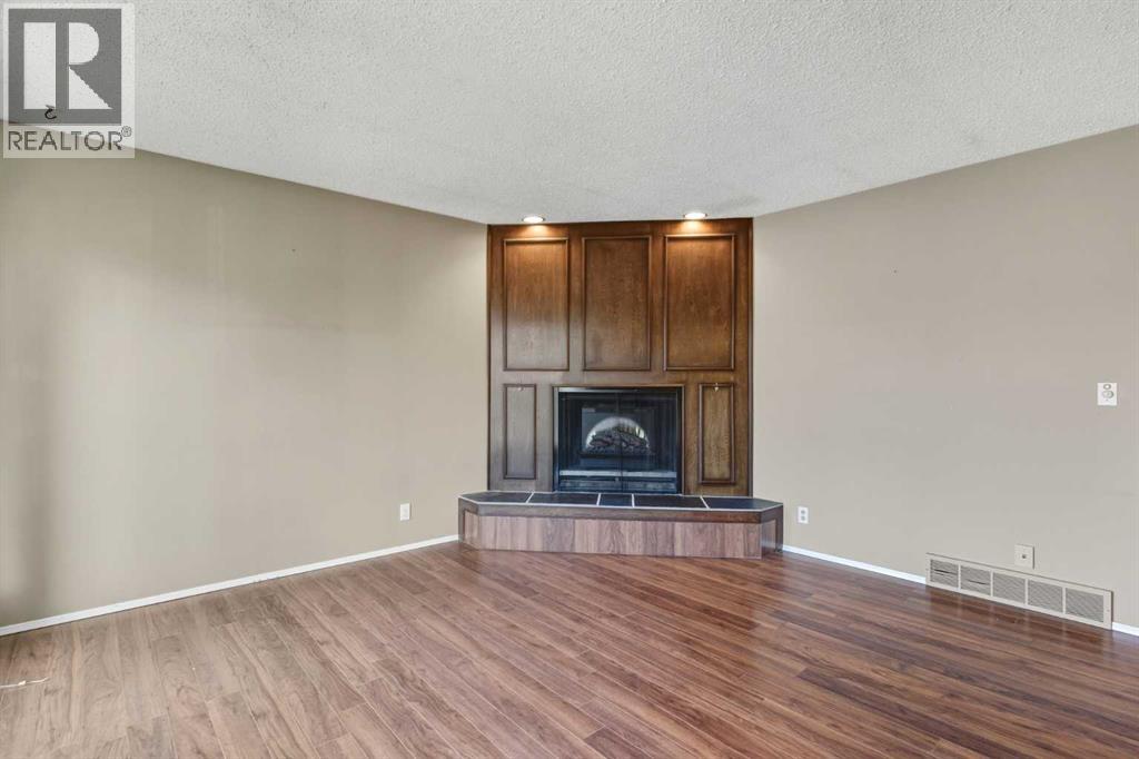 8 Ranchlands Crescent Nw, Calgary, Alberta  T3G 1N4 - Photo 7 - A2265157
