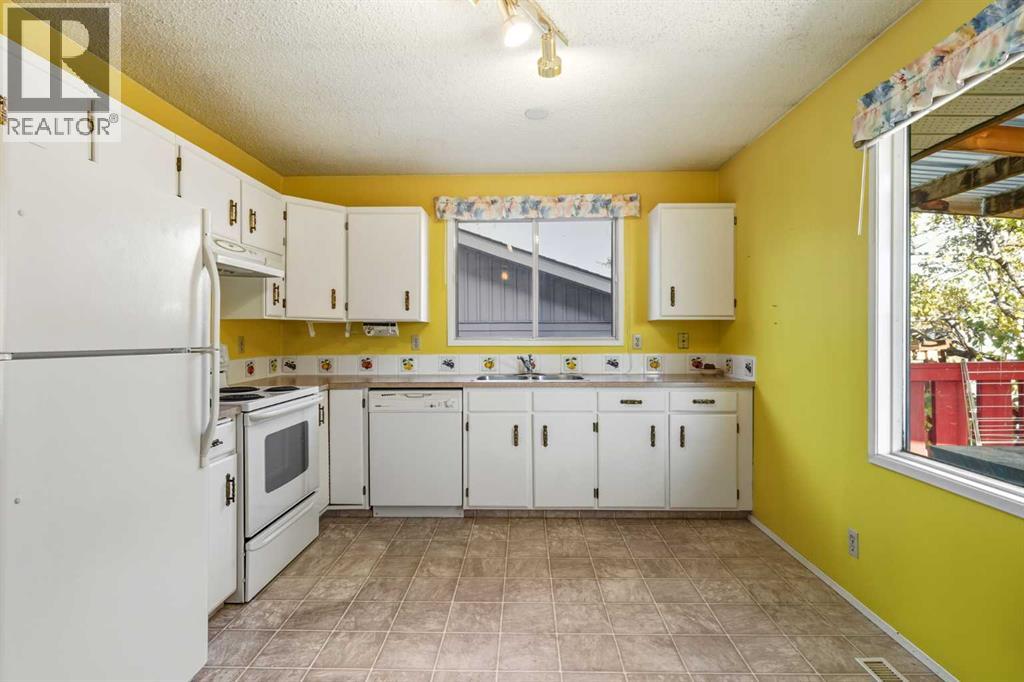 8 Ranchlands Crescent Nw, Calgary, Alberta  T3G 1N4 - Photo 9 - A2265157