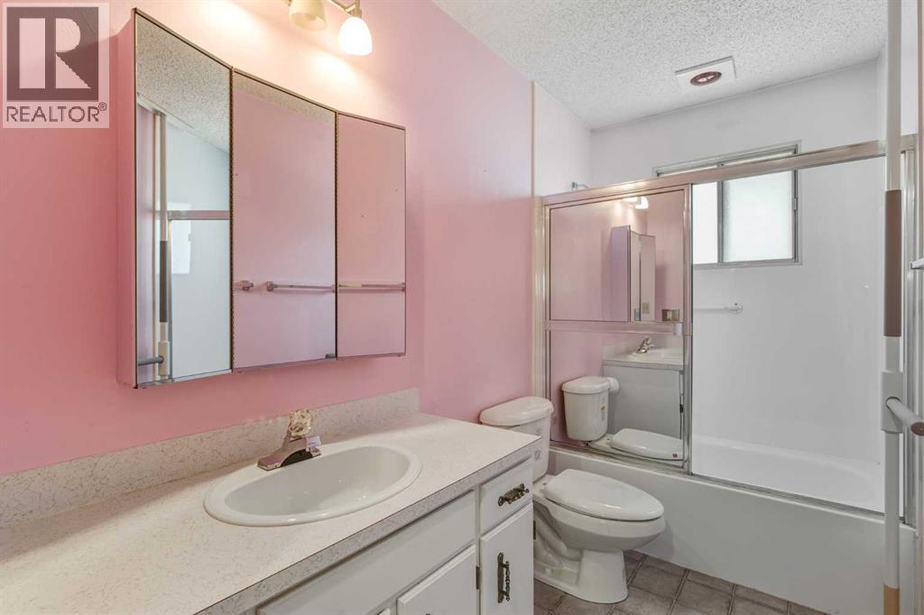 8 Ranchlands Crescent Nw, Calgary, Alberta  T3G 1N4 - Photo 18 - A2265157