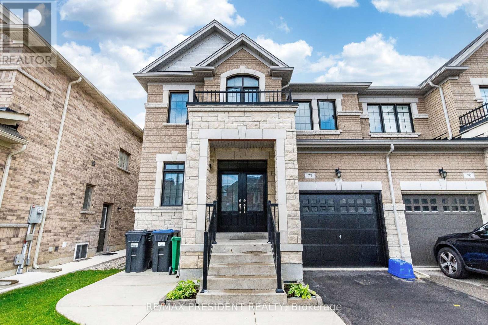 77 Zelda Road, Brampton, Ontario  L6R 3V3 - Photo 2 - W12470388