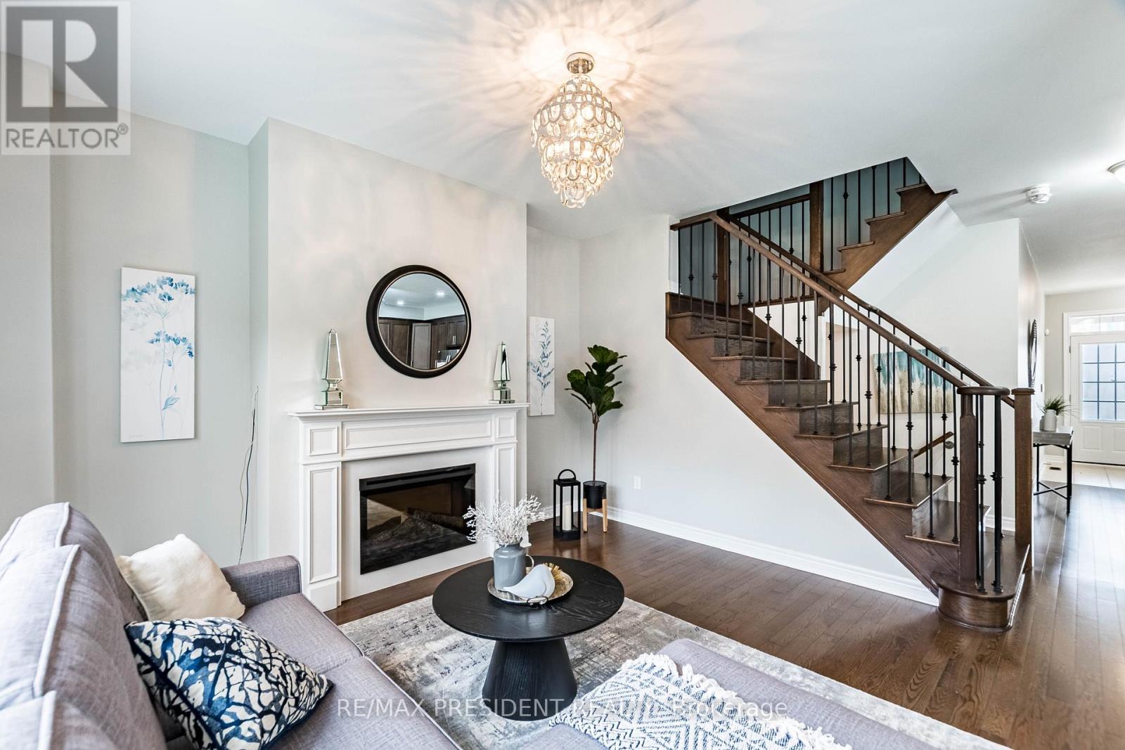 77 Zelda Road, Brampton, Ontario  L6R 3V3 - Photo 13 - W12470388