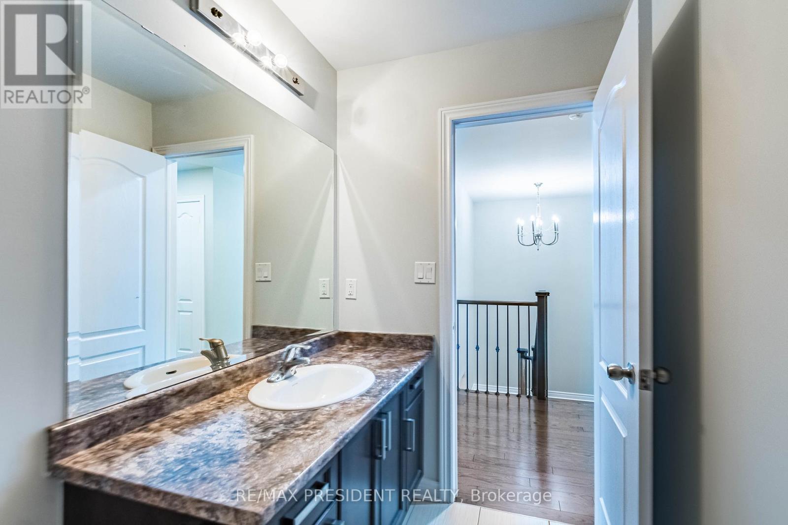 77 Zelda Road, Brampton, Ontario  L6R 3V3 - Photo 35 - W12470388