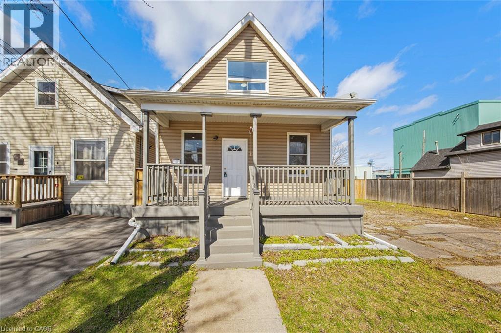 109 Gertrude Street, Hamilton, Ontario  L8L 4B7 - Photo 2 - 40782266