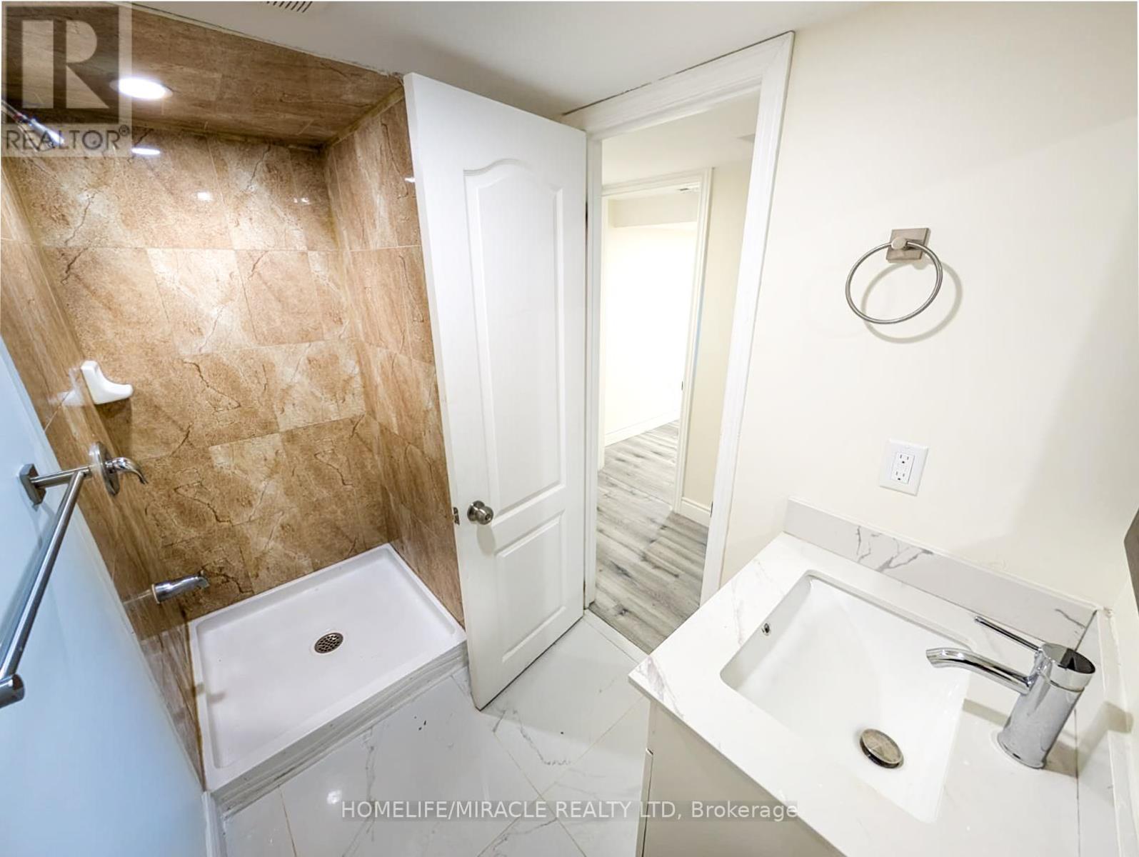 37 Calm Waters Crescent, Brampton, Ontario  L6V 4R9 - Photo 30 - W12482406