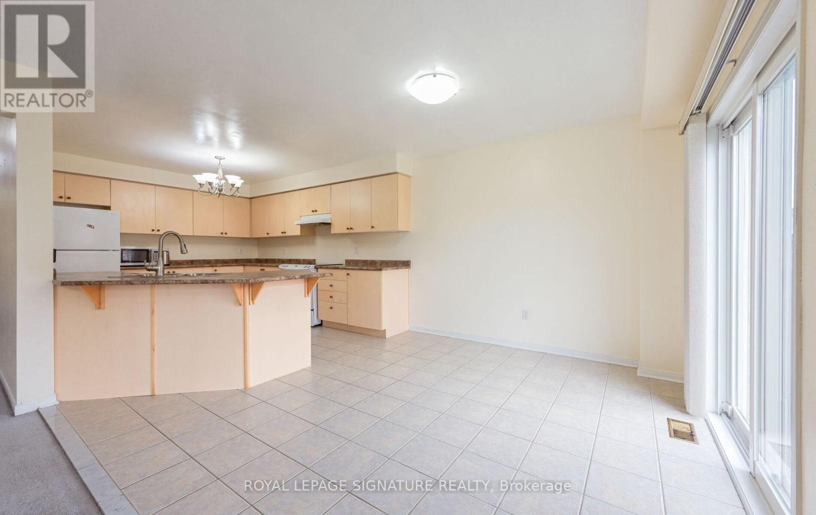 36 Capistro Street, Brampton, Ontario  L7A 3H7 - Photo 13 - W12482626