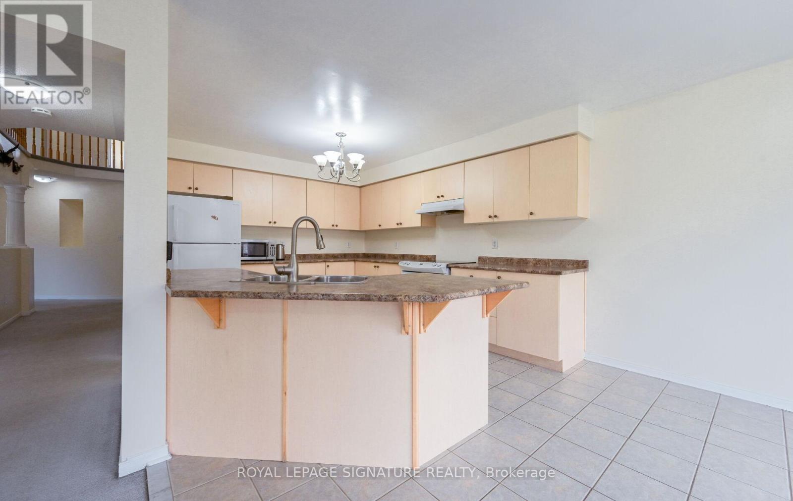 36 Capistro Street, Brampton, Ontario  L7A 3H7 - Photo 17 - W12482626