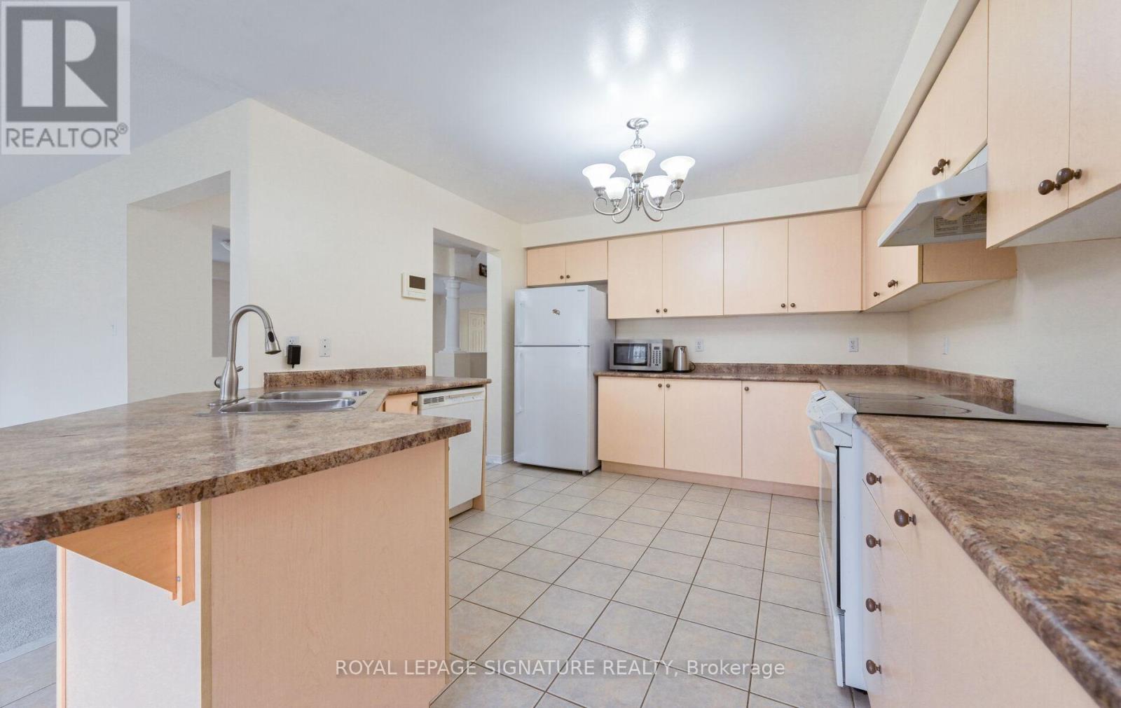 36 Capistro Street, Brampton, Ontario  L7A 3H7 - Photo 18 - W12482626