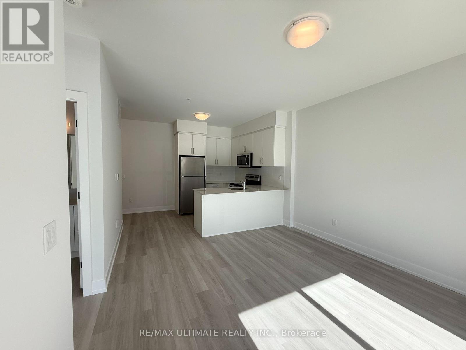 213 - 1100 Lackner Place, Kitchener, Ontario  N2A 0M1 - Photo 8 - X12482628