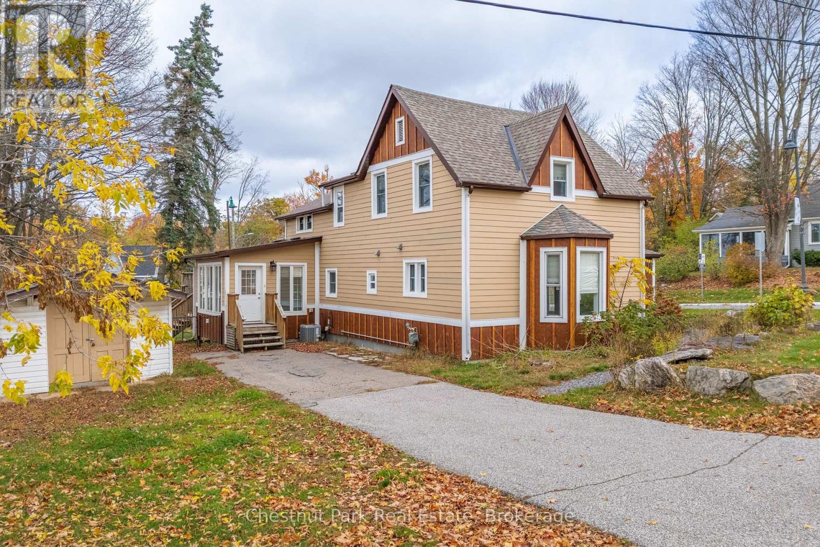 615 BAY STREET, Gravenhurst, Ontario