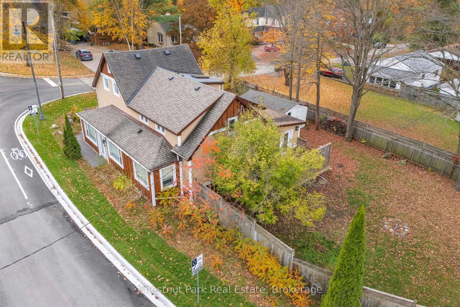 615 Bay Street, Gravenhurst, Ontario  P1P 1G8 - Photo 33 - X12397217