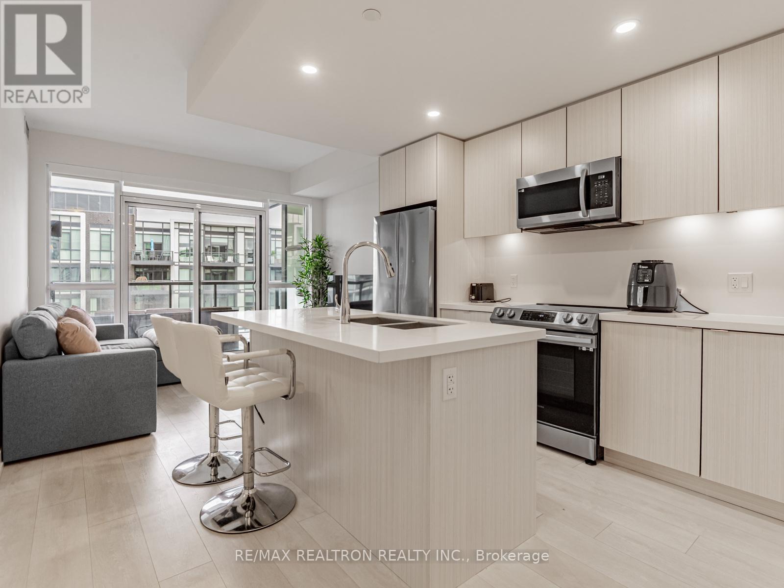 329 - 415 Sea Ray Avenue, Innisfil, Ontario  L9S 0N9 - Photo 1 - N12477996