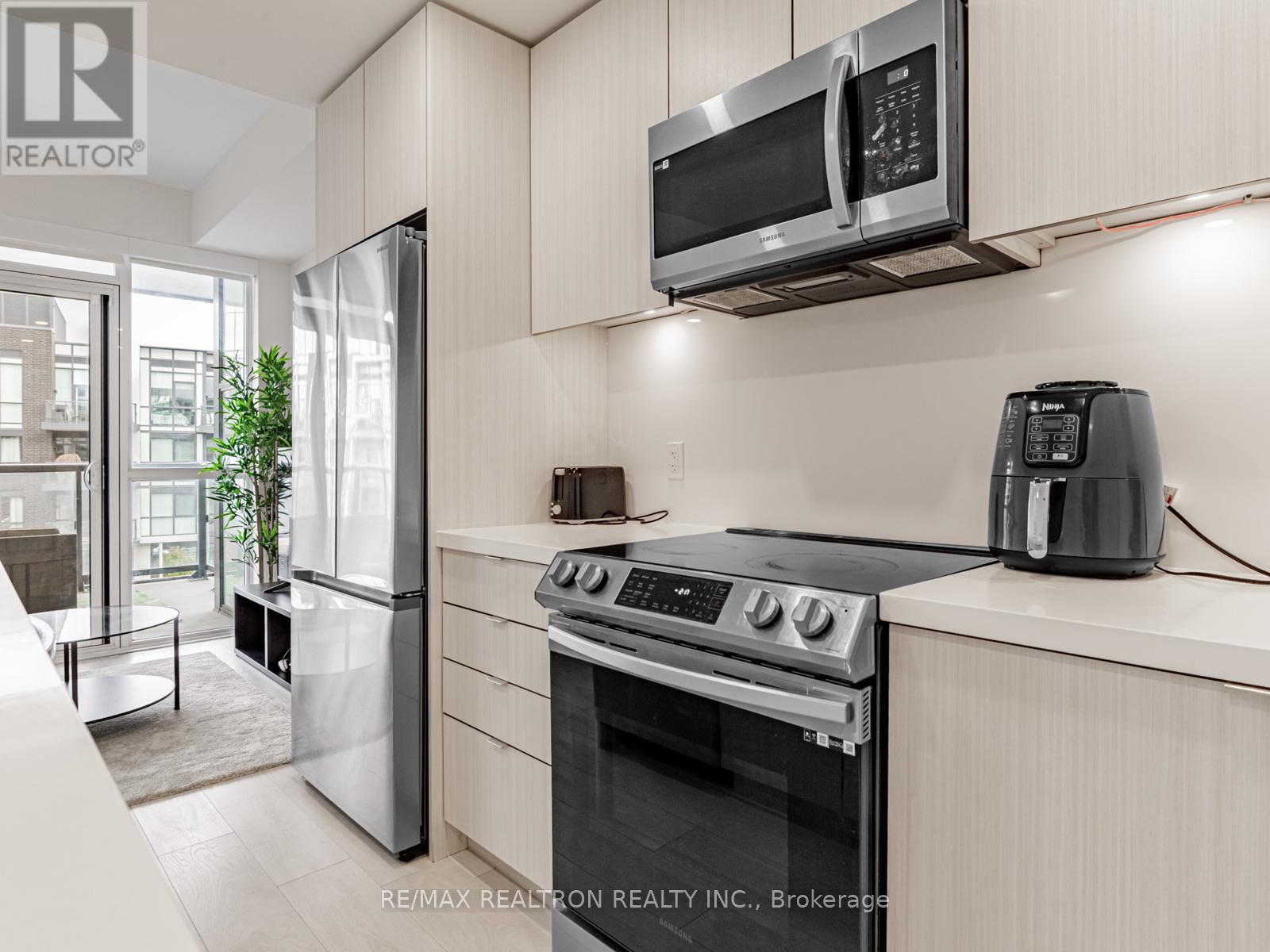 329 - 415 Sea Ray Avenue, Innisfil, Ontario  L9S 0N9 - Photo 2 - N12477996