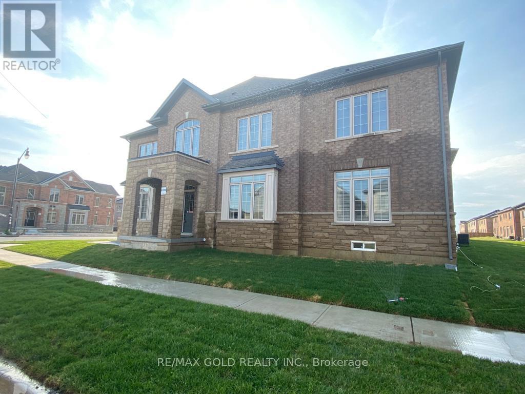 537 Veterans Drive, Brampton, Ontario  L7A 0C4 - Photo 19 - W12458354