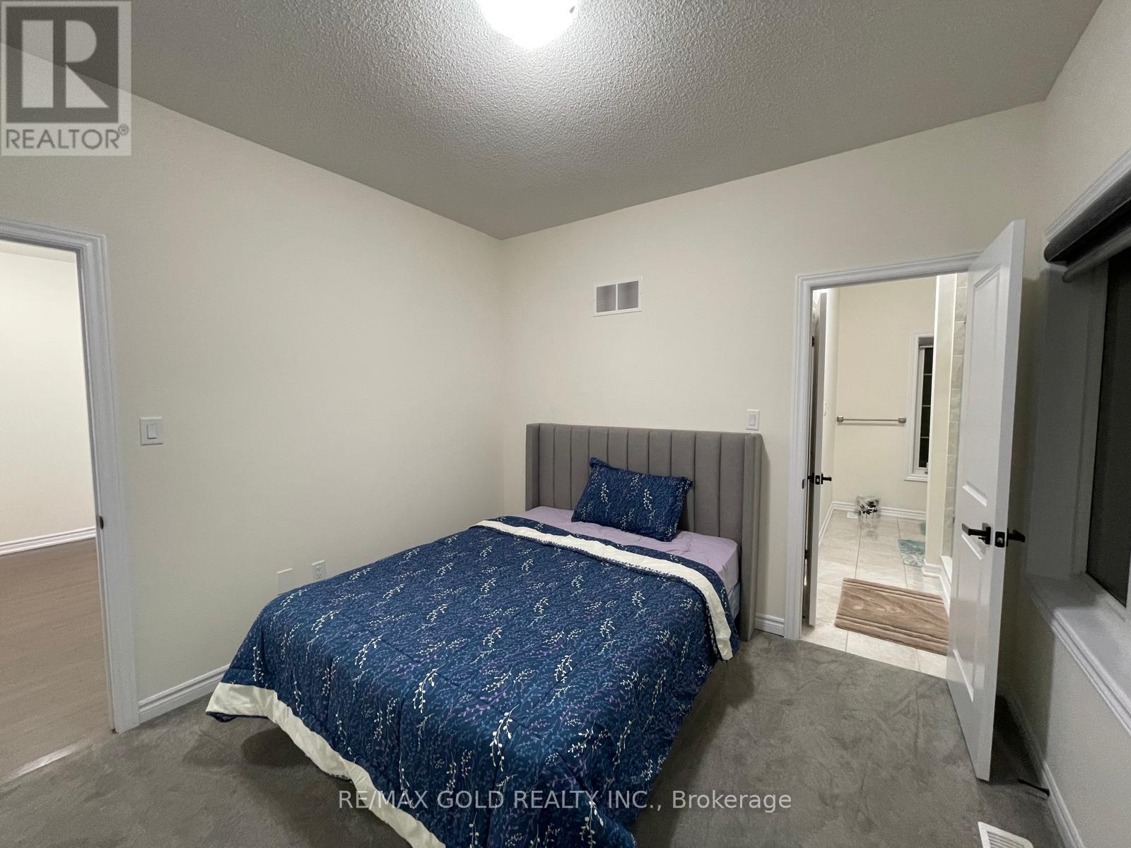 537 Veterans Drive, Brampton, Ontario  L7A 0C4 - Photo 49 - W12458354