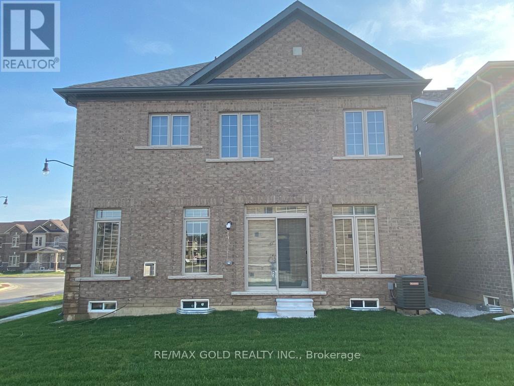 537 Veterans Drive, Brampton, Ontario  L7A 0C4 - Photo 16 - W12458354