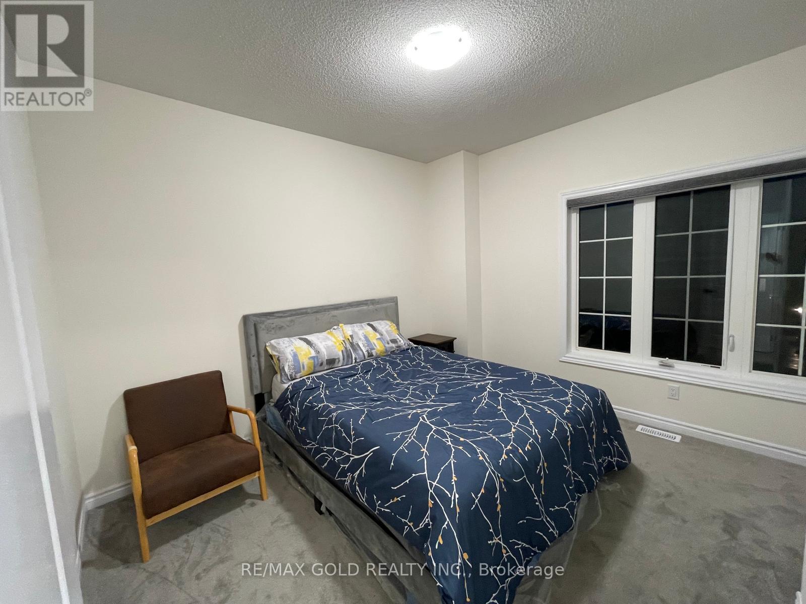 537 Veterans Drive, Brampton, Ontario  L7A 0C4 - Photo 46 - W12458354