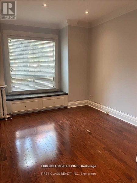 MAIN - 125 MAITLAND STREET, Toronto, Ontario