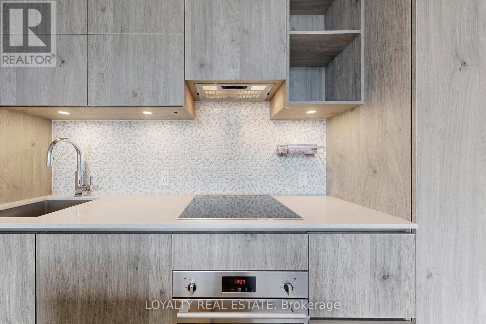 5005 - 1 Yorkville Avenue, Toronto, Ontario  M4W 0B1 - Photo 19 - C12482655