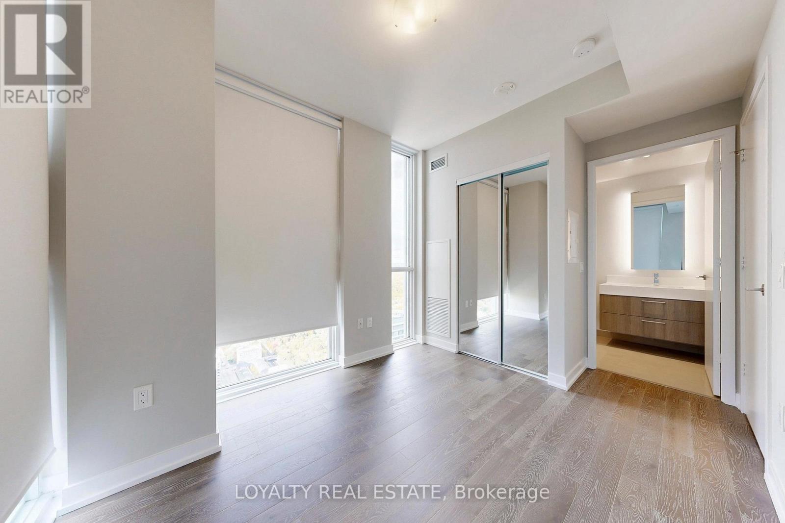 5005 - 1 Yorkville Avenue, Toronto, Ontario  M4W 0B1 - Photo 22 - C12482655