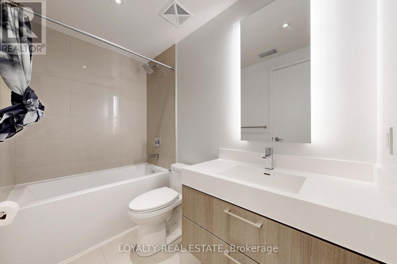 5005 - 1 Yorkville Avenue, Toronto, Ontario  M4W 0B1 - Photo 23 - C12482655
