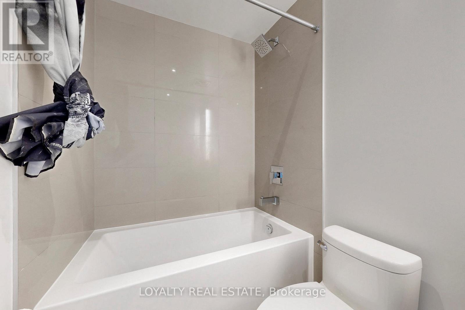 5005 - 1 Yorkville Avenue, Toronto, Ontario  M4W 0B1 - Photo 24 - C12482655