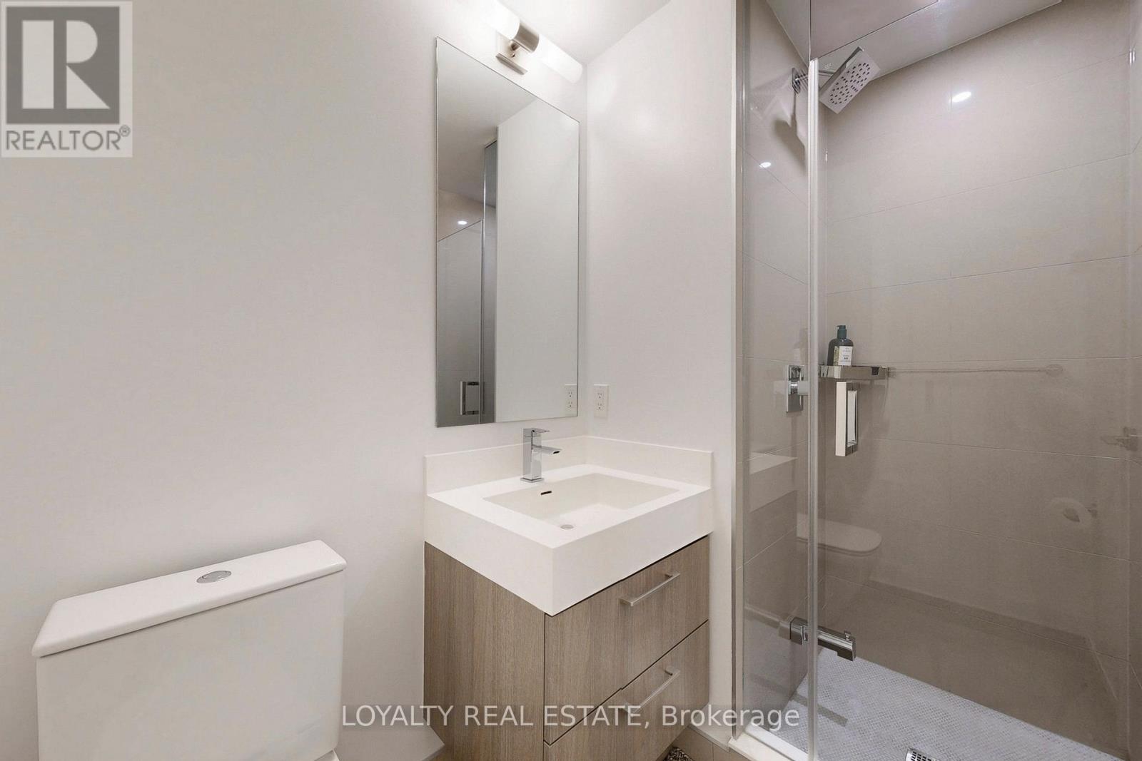 5005 - 1 Yorkville Avenue, Toronto, Ontario  M4W 0B1 - Photo 32 - C12482655