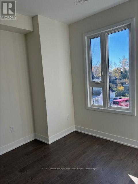 16 Bru Lor Lane, Orillia, Ontario  L3V 8P4 - Photo 10 - S12475657