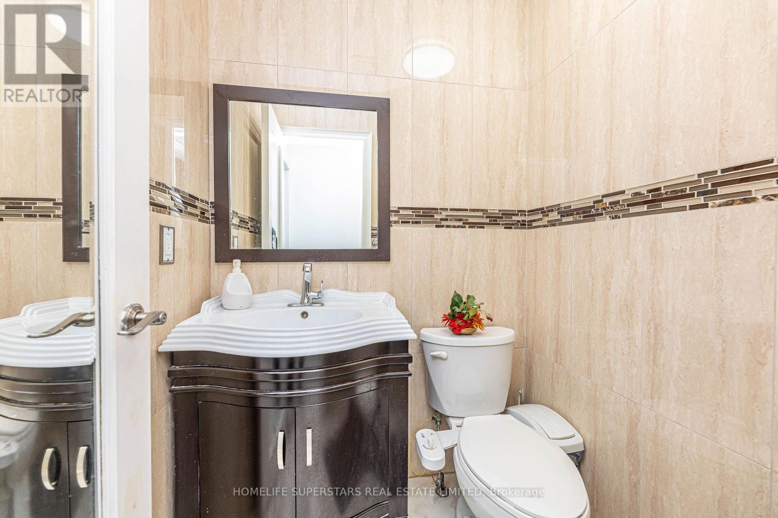 45 Woodlot Crescent, Toronto (West Humber-Clairville), Ontario  M9W 6T2 - Photo 6 - W12477471