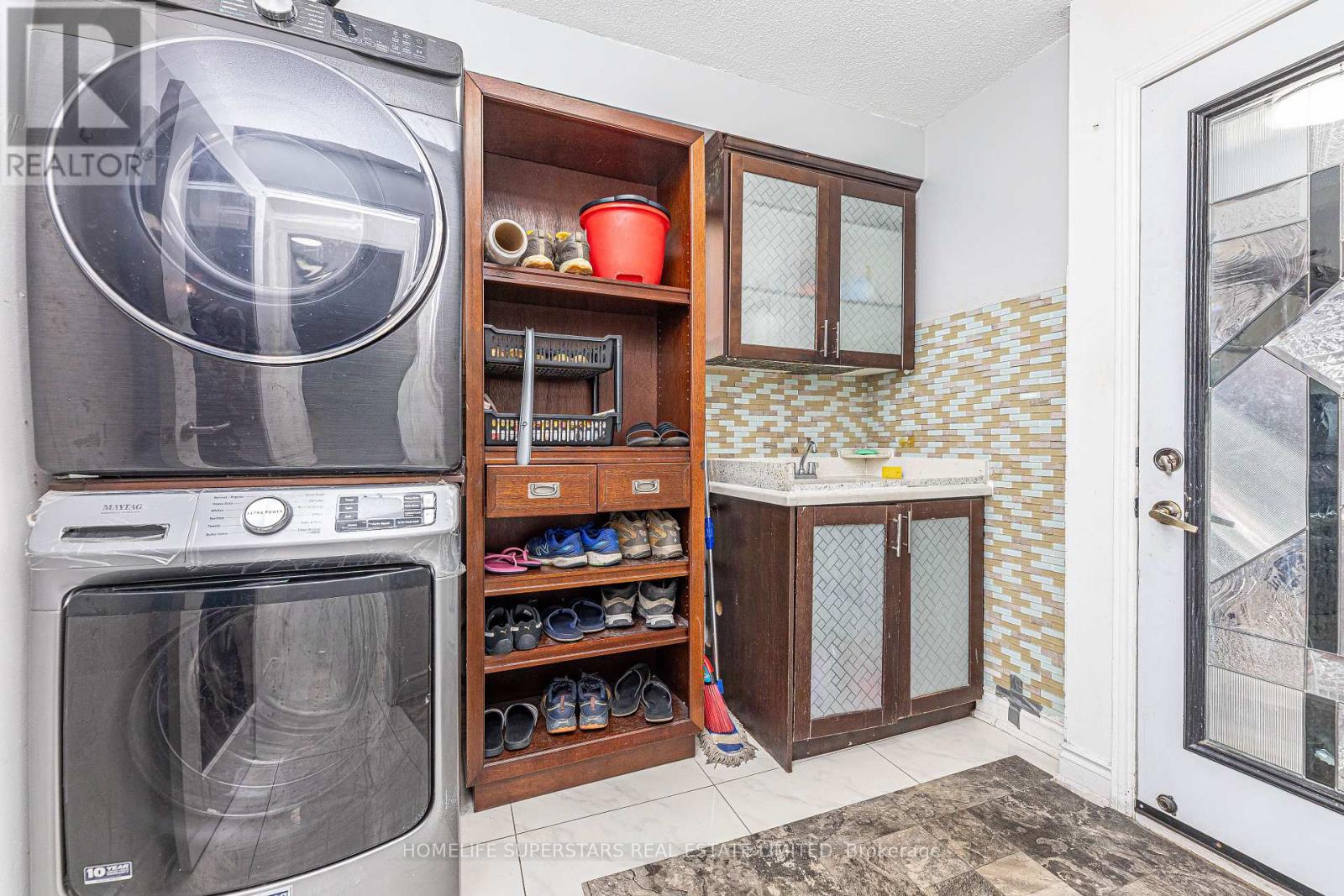 45 Woodlot Crescent, Toronto (West Humber-Clairville), Ontario  M9W 6T2 - Photo 7 - W12477471