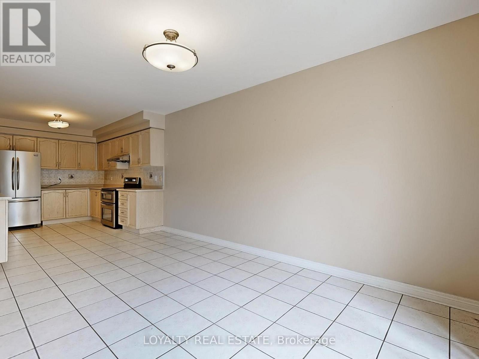 Upper Level - 50 Thornton Crescent, Vaughan, Ontario  L6A 2S9 - Photo 12 - N12482641