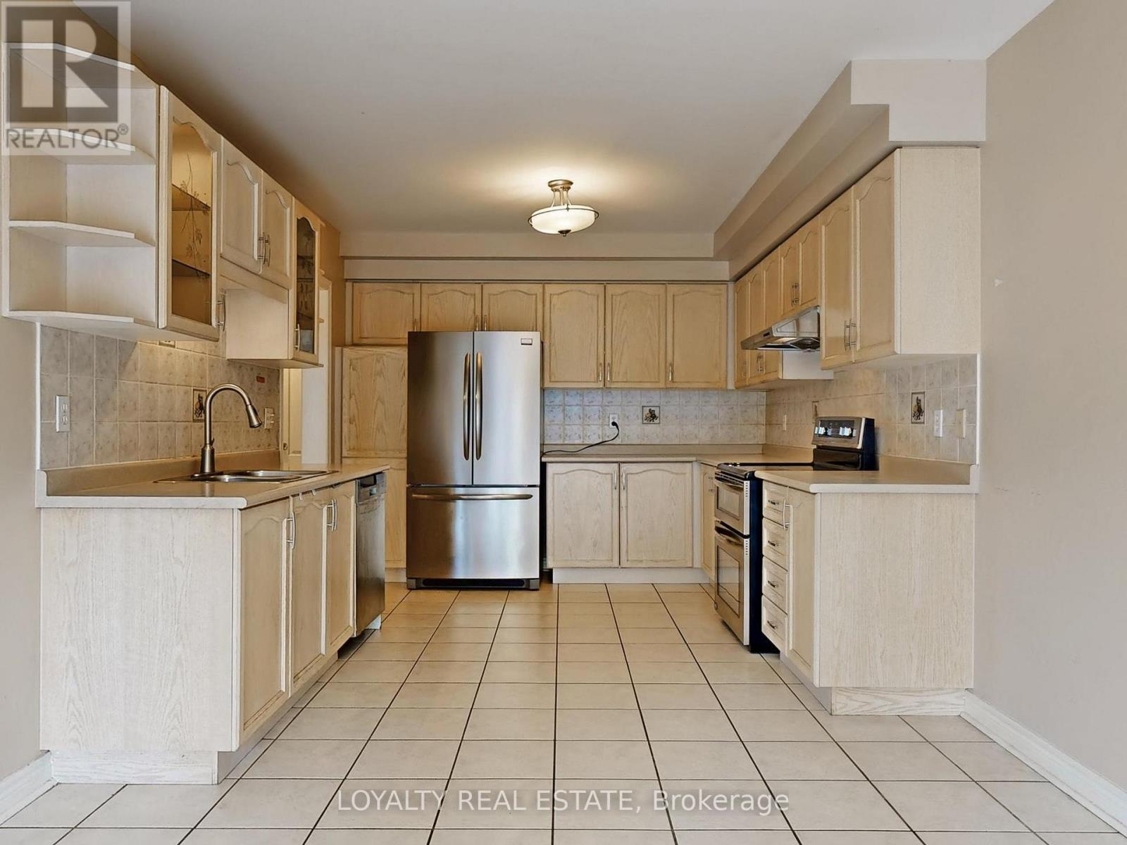 Upper Level - 50 Thornton Crescent, Vaughan, Ontario  L6A 2S9 - Photo 15 - N12482641