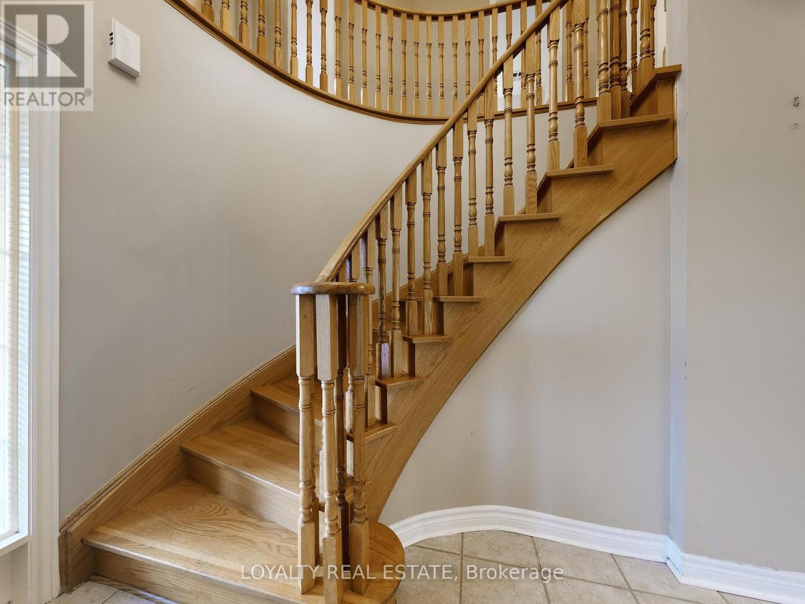 Upper Level - 50 Thornton Crescent, Vaughan, Ontario  L6A 2S9 - Photo 23 - N12482641