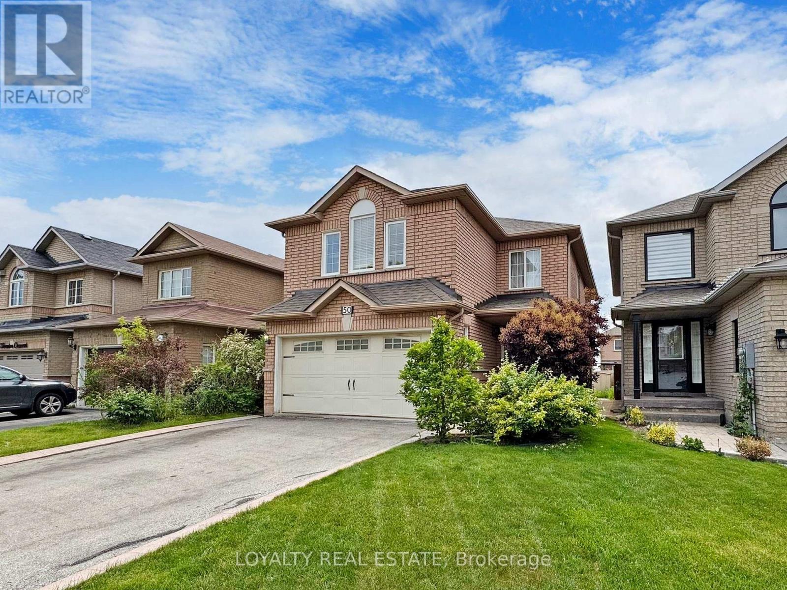 Upper Level - 50 Thornton Crescent, Vaughan, Ontario  L6A 2S9 - Photo 3 - N12482641