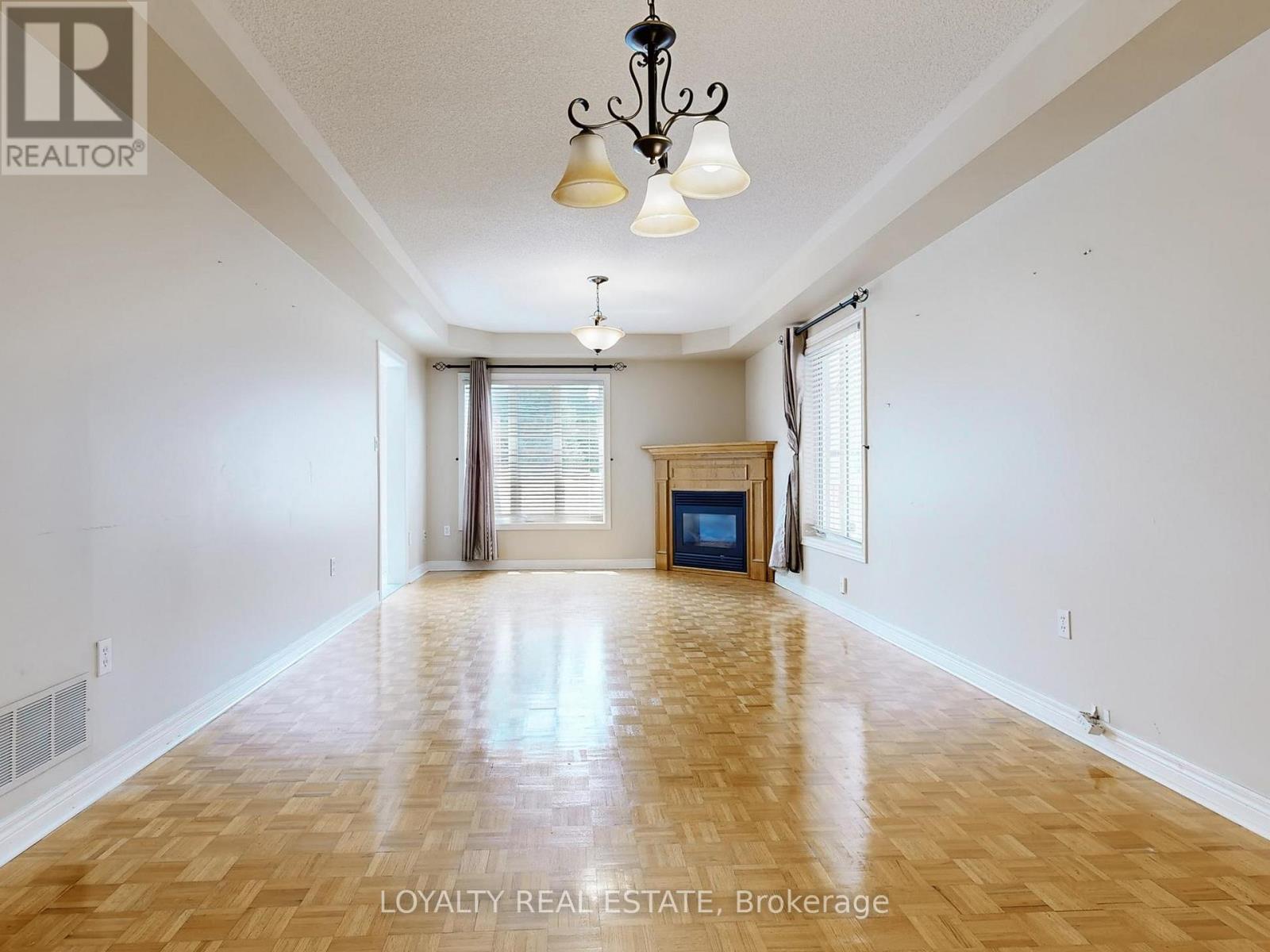 Upper Level - 50 Thornton Crescent, Vaughan, Ontario  L6A 2S9 - Photo 6 - N12482641
